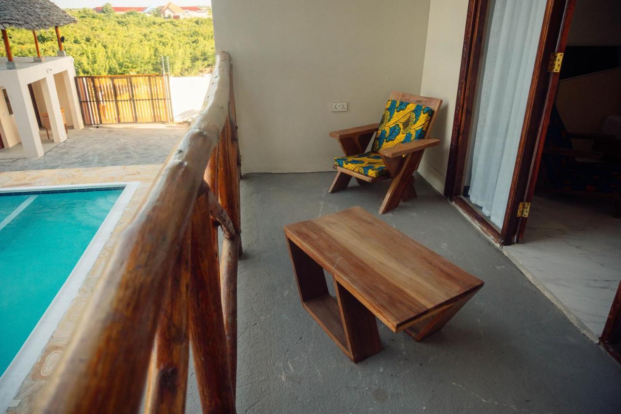 Ocean Breeze Hotel Nungwi Exterior photo
